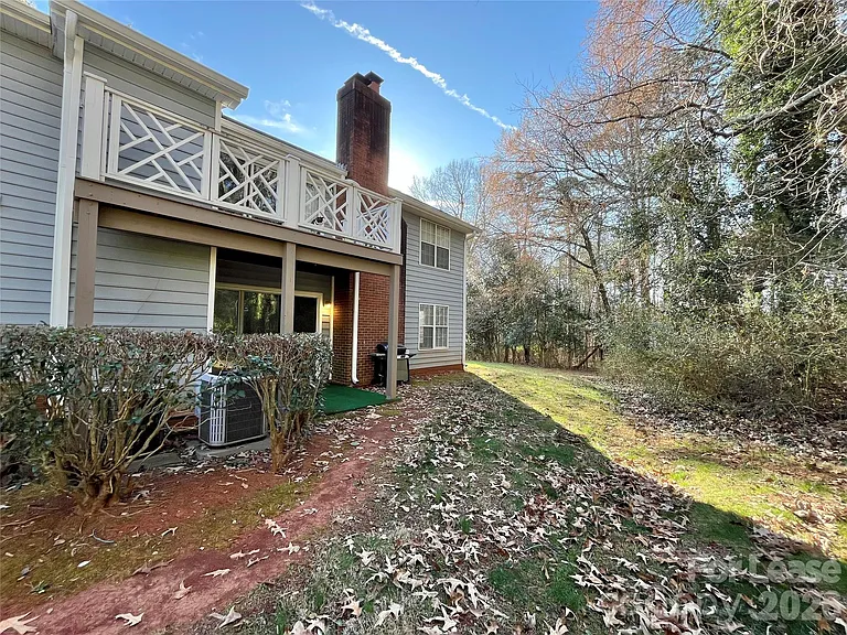 2901 Iron Gate Ln — Photo 23