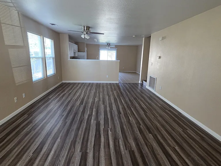 3880 Solstice Ave — Photo 8