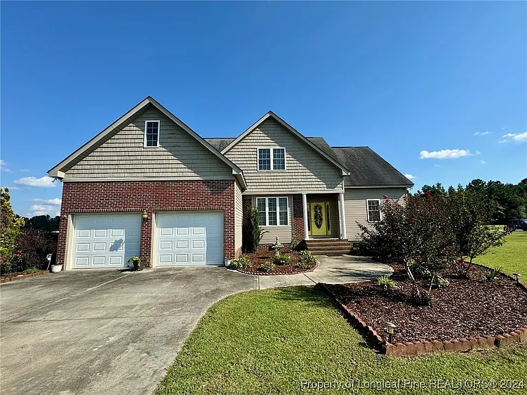 243 Trace Ln — Photo 1