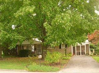 835 Henry Ln, York, PA 17402