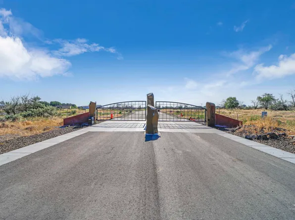 9 New Haven Dr, Kimberly, ID 83341