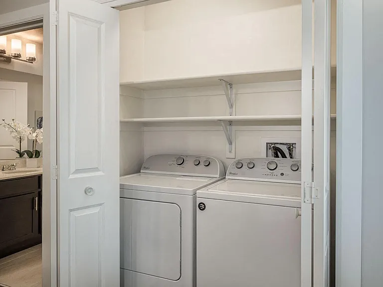 The Ridge Apartments — Photo 12