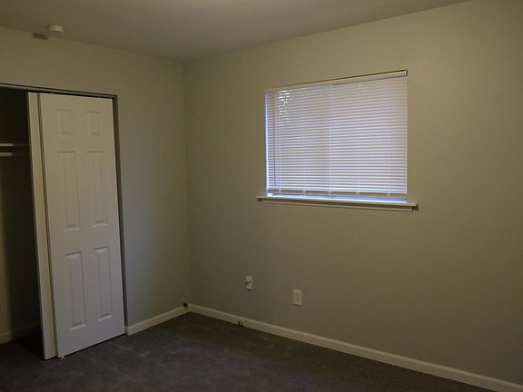 5th image of 2535 Grants Pkwy
