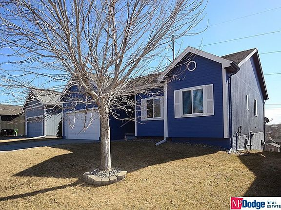 2nd image of 6407 N 149th St