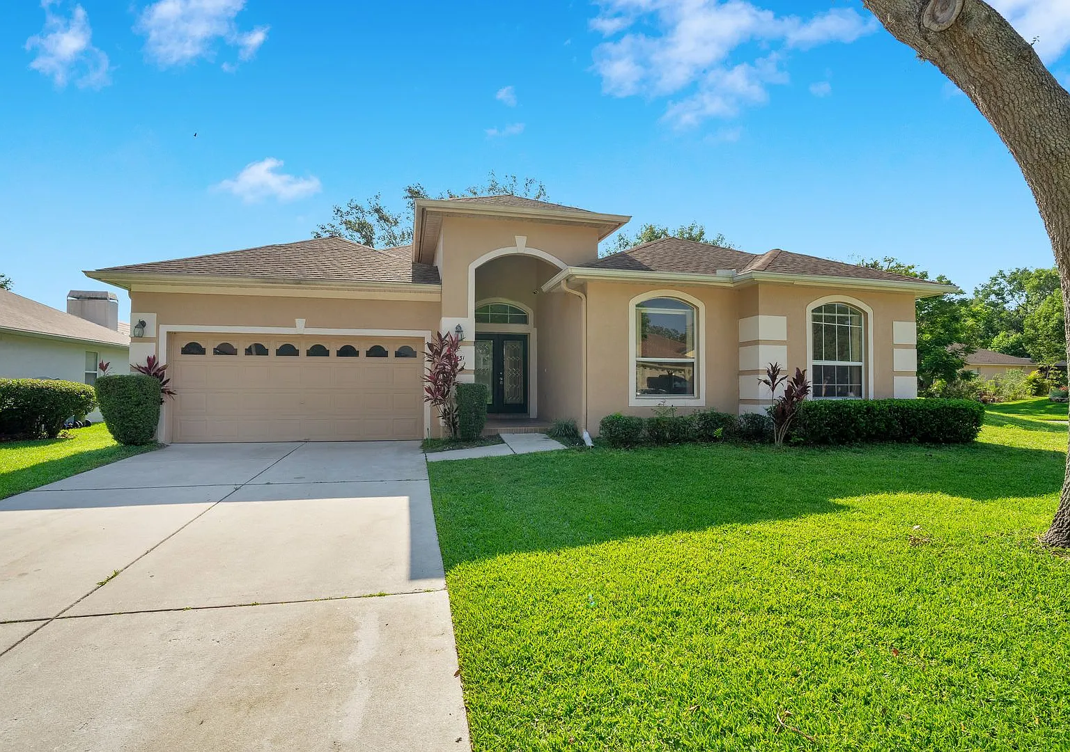 4 BR / 2 BA Home In Ocoee — Photo 1