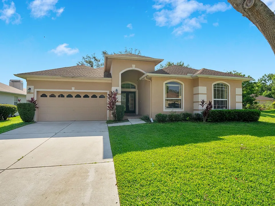 2431 Twisting Sweetgum Way