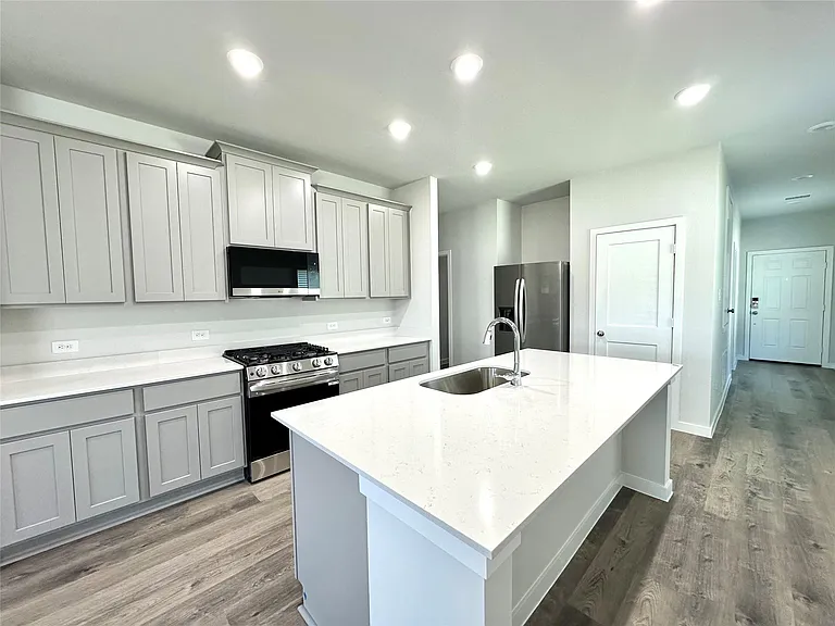 12026 Curlin Dr — Photo 5