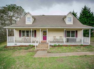1972 Red Rose Ln, Loganville, GA 30052