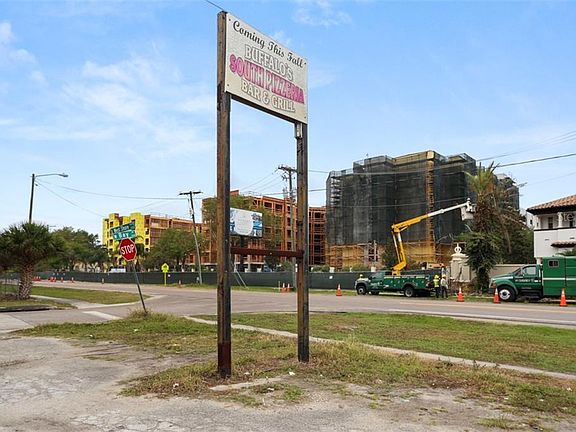 3rd image of 6112 S West Shore Blvd