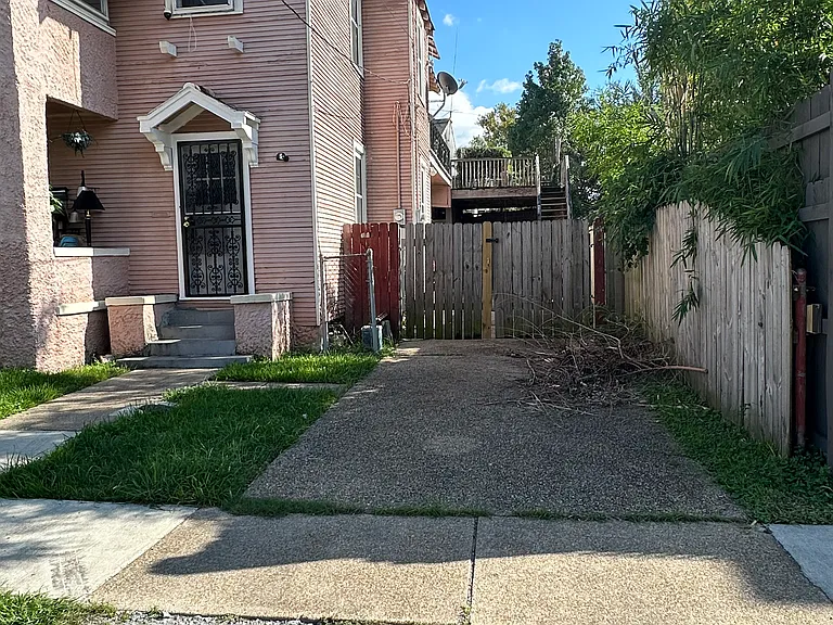 3708 Loyola Ave #3708 — Photo 25