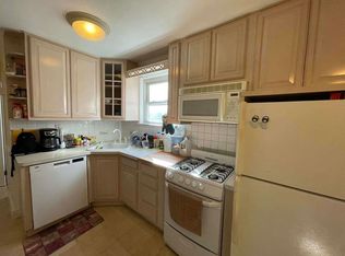 67-22 Austin St #1, Forest Hills, NY 11375