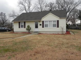 18 Pointville Rd, Pemberton, NJ 08068