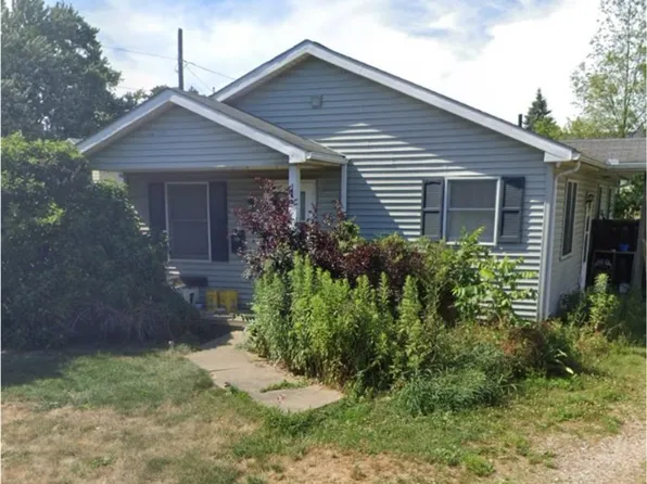 2005 17th St NE, Canton, OH 44705