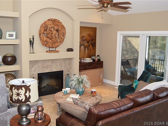 2nd image of 702 Waterford Cir #702