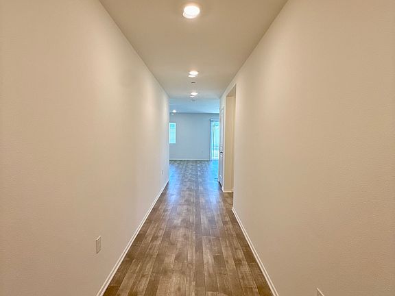2nd image of 479 Hollyhock Cir