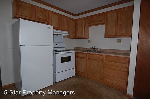 4th image of 523 E Douglas St APT 4