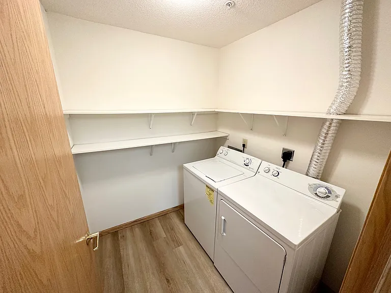8550 Greenway Blvd #407 — Photo 4