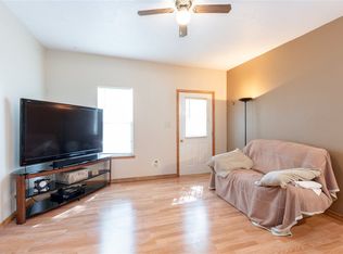 53 7th St N, Central City, IA 52214