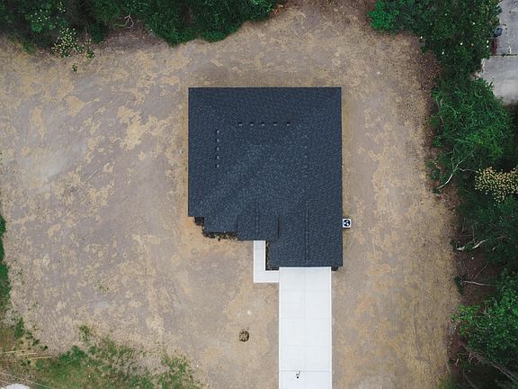 4th image of 2500 Brookhaven Drive