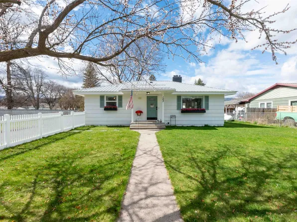 103 W Oak St, Plains, MT 59859