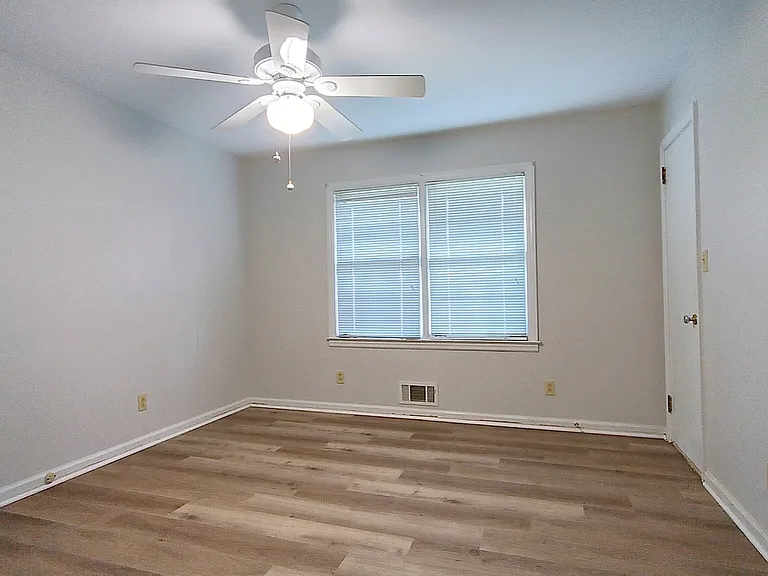 1222 Lawrenceville Hwy — Photo 10