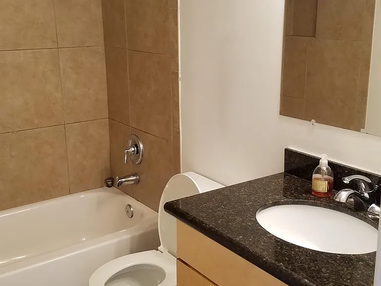 2221 Yale Ave E #1 — Photo 6