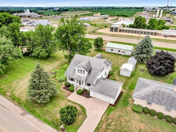 11879 Center Hill Road, Darlington, WI 53530