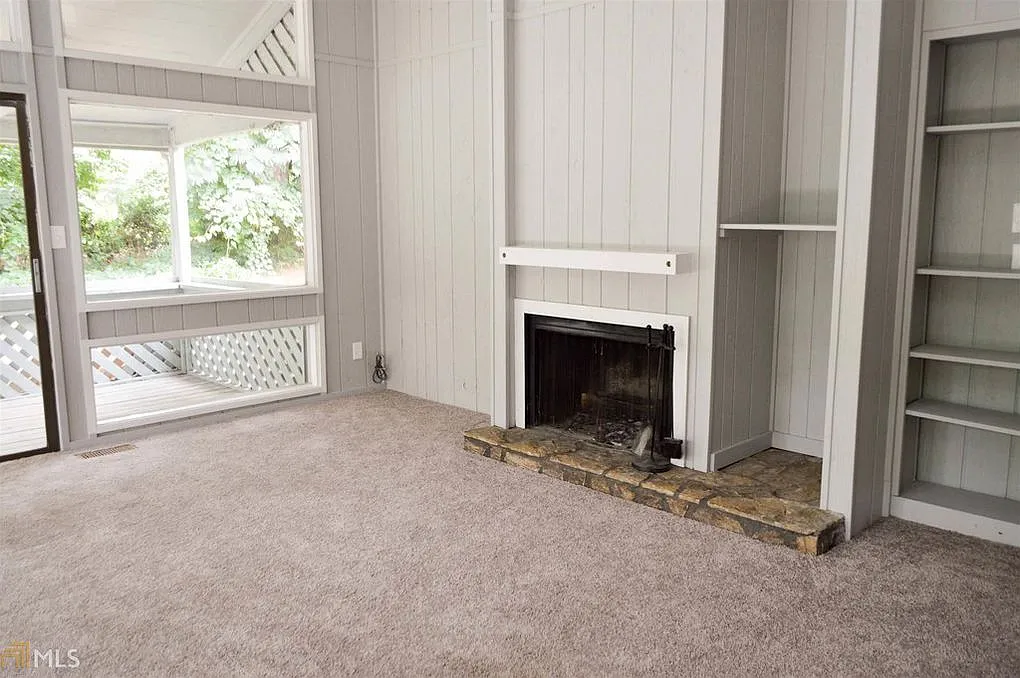 4 bed, 1893 sqft, $1,000 — Photo 2
