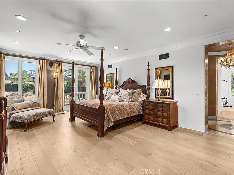 11284 Amberdale Dr — Photo 12