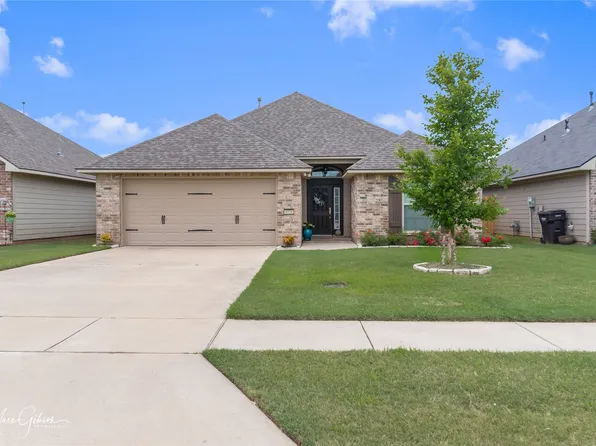 4024 False River Dr, Bossier City, LA 71111