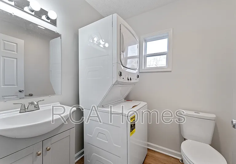 21 N Gray St #N — Photo 3