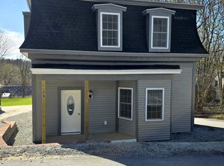 26 Mechanic Street, Winchester, NH 03470