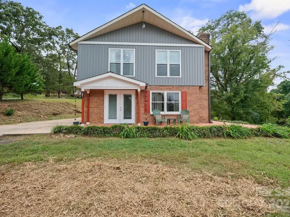 801 N Grove St, Lincolnton, NC 28092