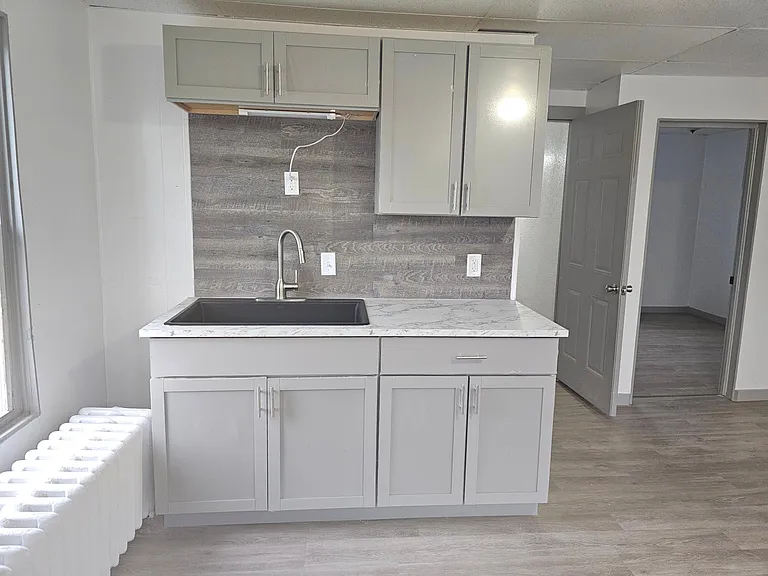 3912 Sheridan Rd #2 — Photo 2