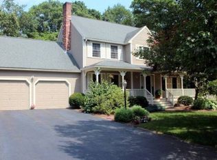 24 Tanglewood Rd, East Walpole, MA 02032