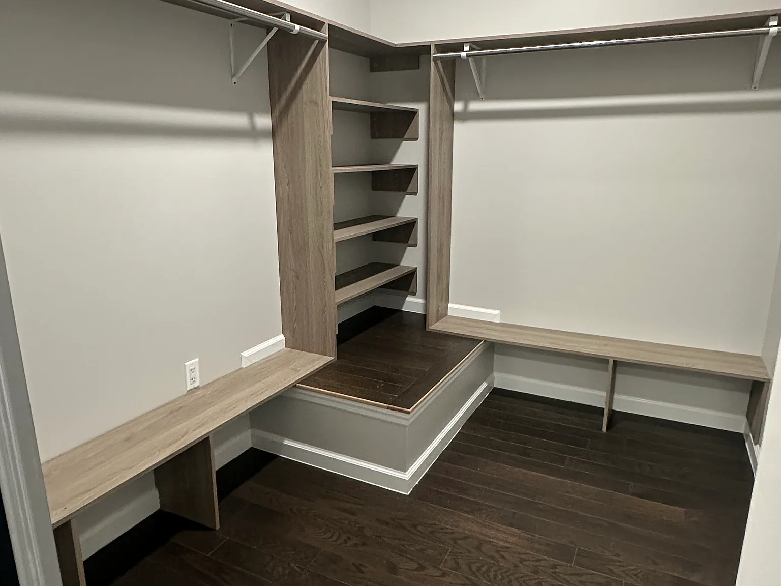 3 bed, 950 sqft, $2,600 — Photo 4