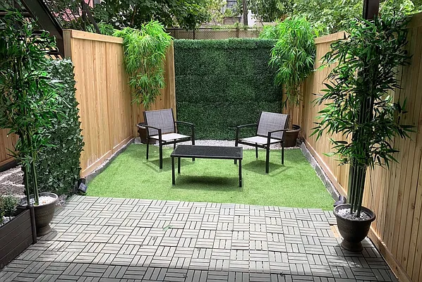 Rented by Bank Neary | media 8