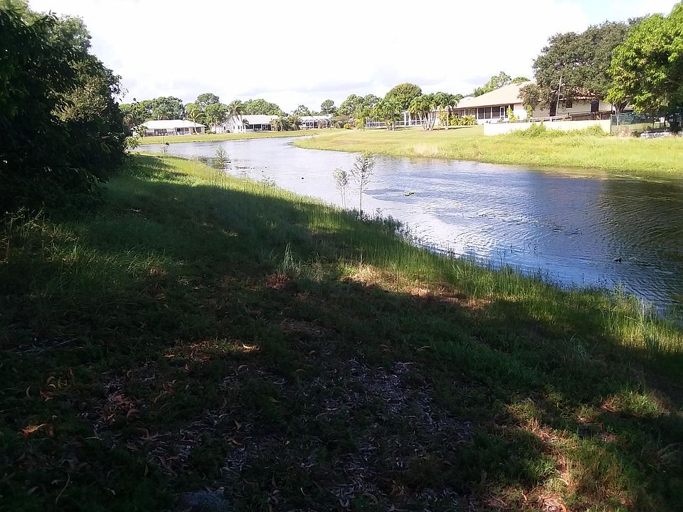 1st image of 2226 SE West Blackwell Drive