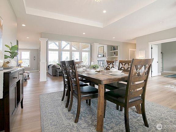 4th image of 302 Waters Road