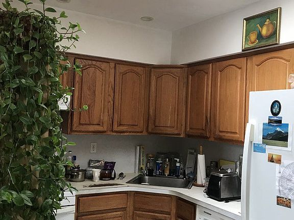 3rd image of 2383 E 14th St APT 3A