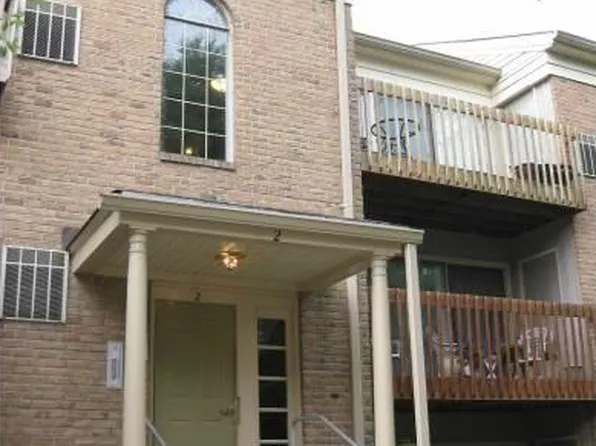 2 Cedar Valley Pl APT 304, Baltimore, MD 21221
