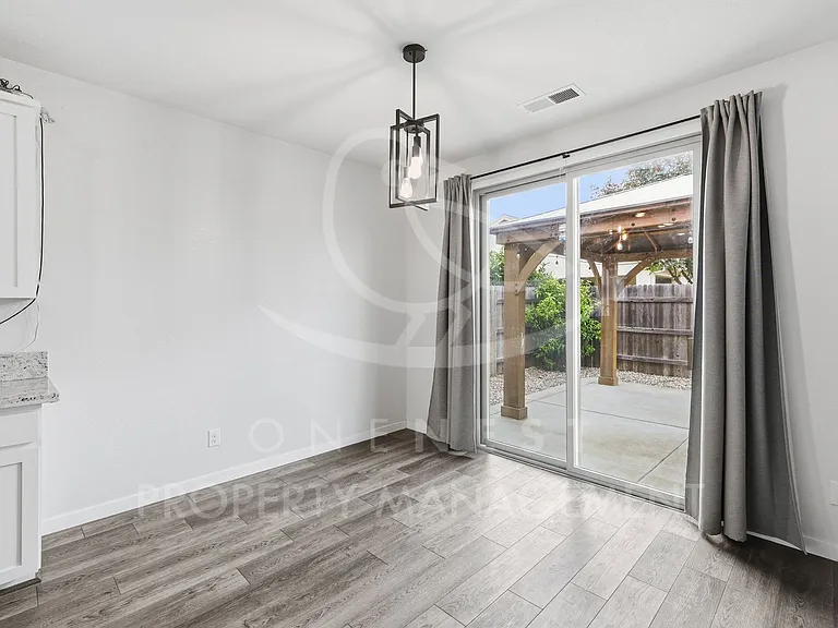 5676 Seedling Way — Photo 9