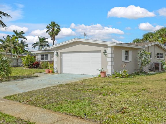 2nd image of 285 Carissa Dr