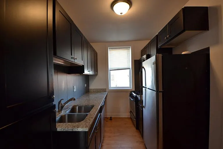 4606-08 N Kildare Ave #4608-1E — Photo 8