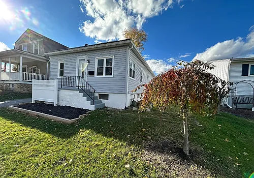 4116 Cortland Ave Photo 1
