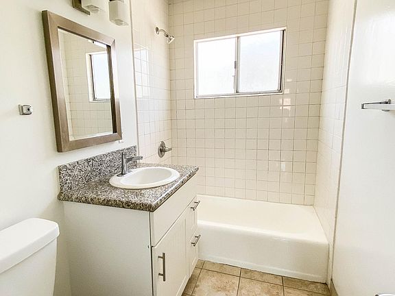 5th image of 17925 Crenshaw Blvd #4