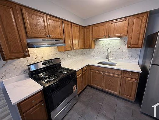 1st image of 10769 S Pulaski Rd #4