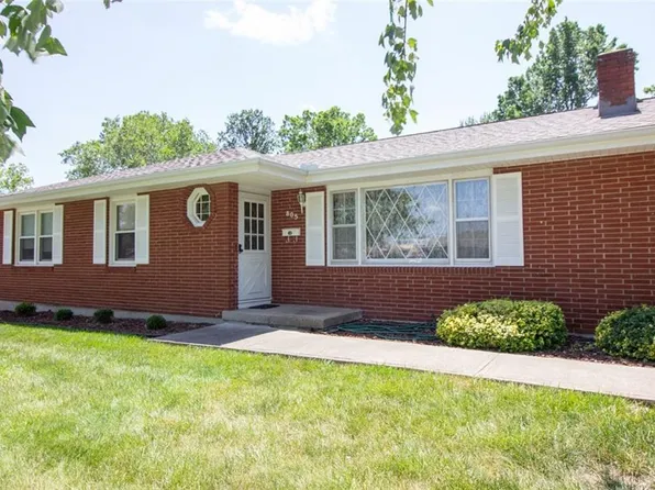 805 NW Kabel St, Blue Springs, MO 64015