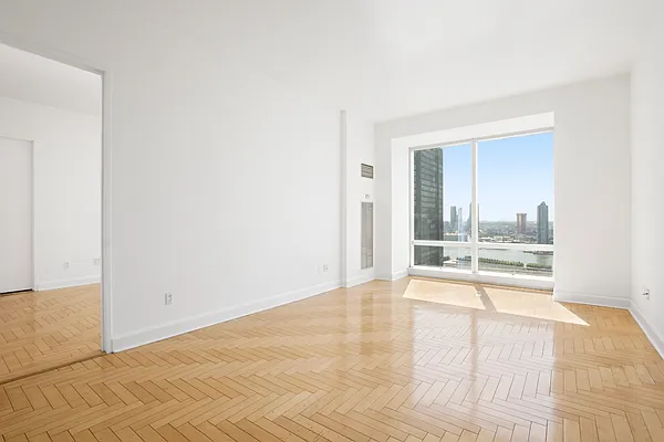 Rented by Douglas Elliman | media 16