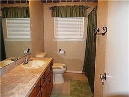 3rd image of 6126 Wister Ln